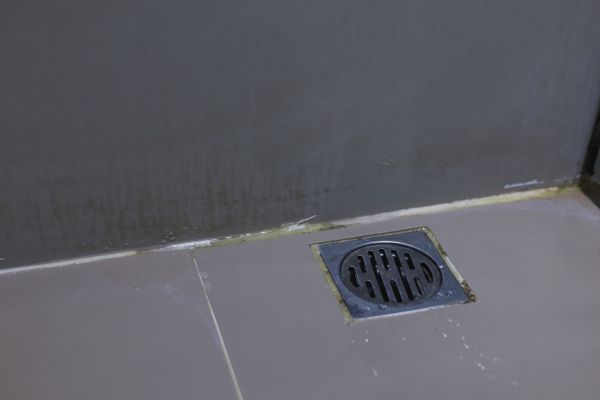 Cost of Bathroom Drain Installation in Miami